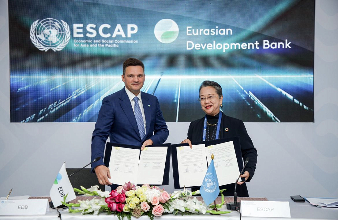 The EDB and ESCAP strengthen partnership with new Memorandum of Understanding