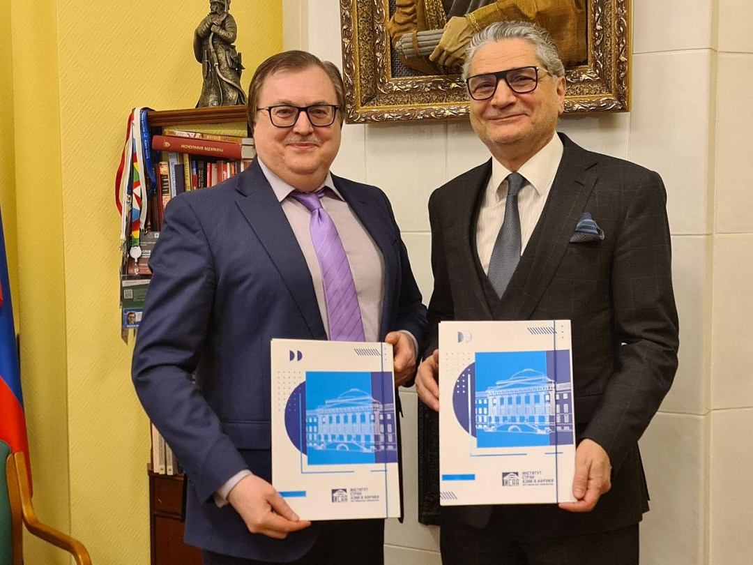 The EDB and IAAS MSU sign a Memorandum of Understanding and Cooperation