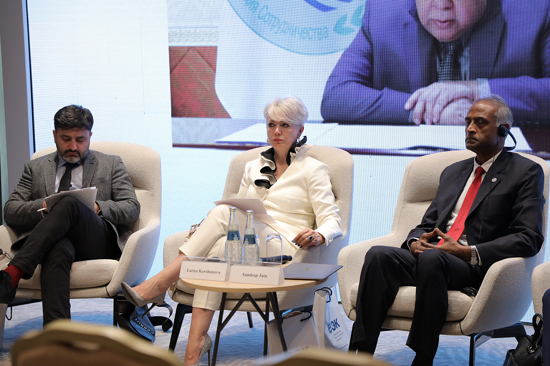 The EDB sets course for the digital future of transportation at a joint EEC and ESCAP event